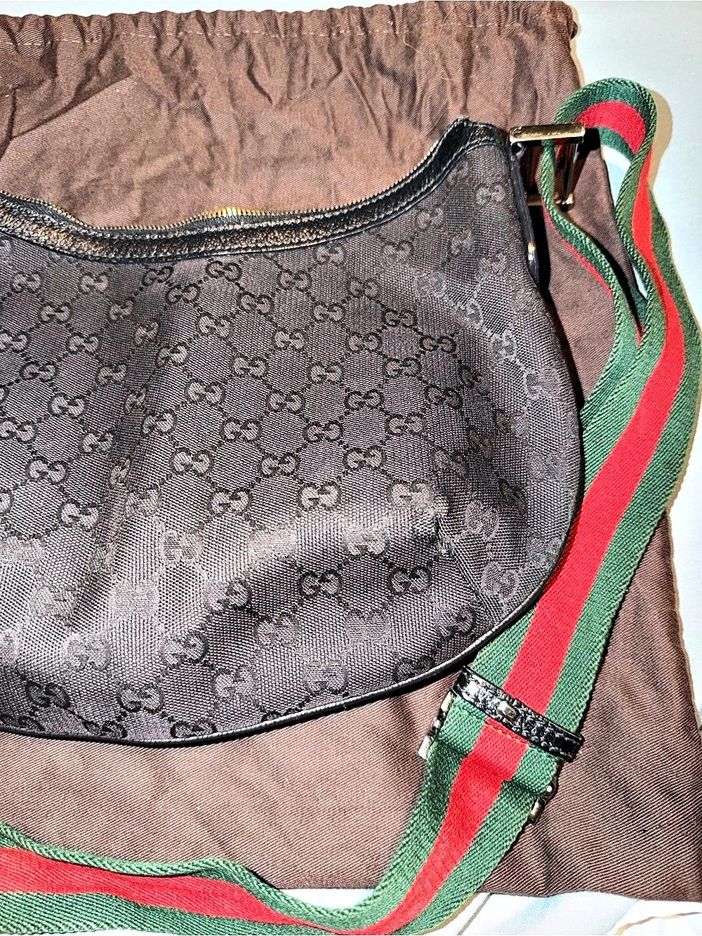 Authentic Gucci GG Canvas Web Line Messenger Hobo Bag Shoulder Bag Black